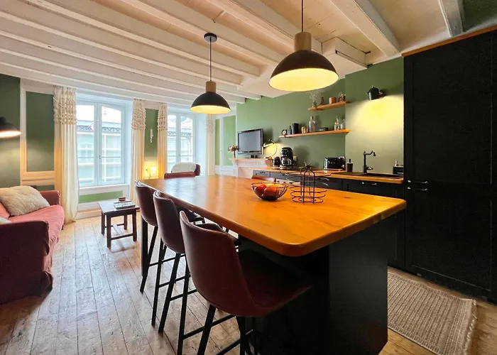 De Charme, 2 En Centre Apartment