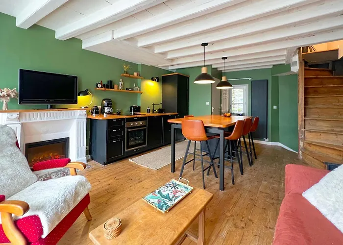 De Charme, 2 En Centre Apartment